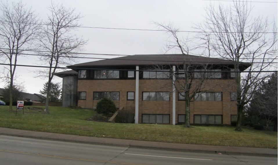 More Photos Of 2569 Romig Rd, Akron Office For Lease