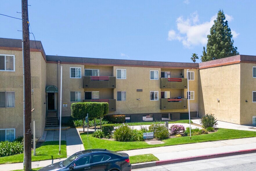 More Photos Of 13266 Foothill Blvd, Sylmar Apartments For Sale