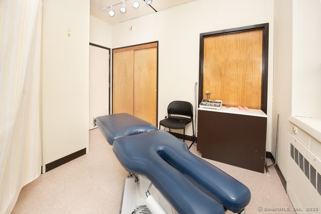 More Photos Of 3715 Main St, Bridgeport Medical For Lease