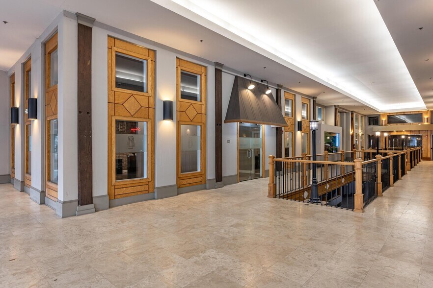 More Photos Of 1463 Market St, Chattanooga Storefront Retail Office For Lease