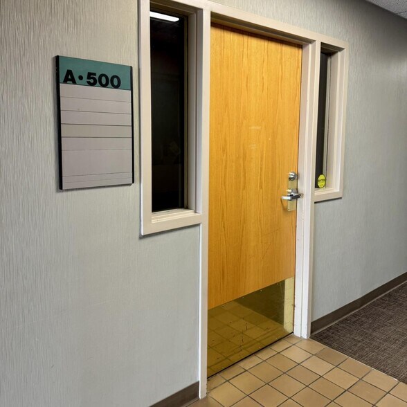 More Photos Of 1401 Harrodsburg Rd, Lexington Medical For Sale