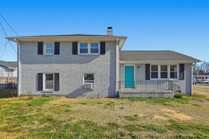 More Photos Of 3 Rangeview Cir, Greenville Office For Sale