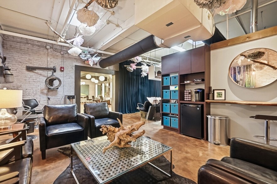 More Photos Of 1111 Central Ave, Charlotte Loft Creative Space For Sale