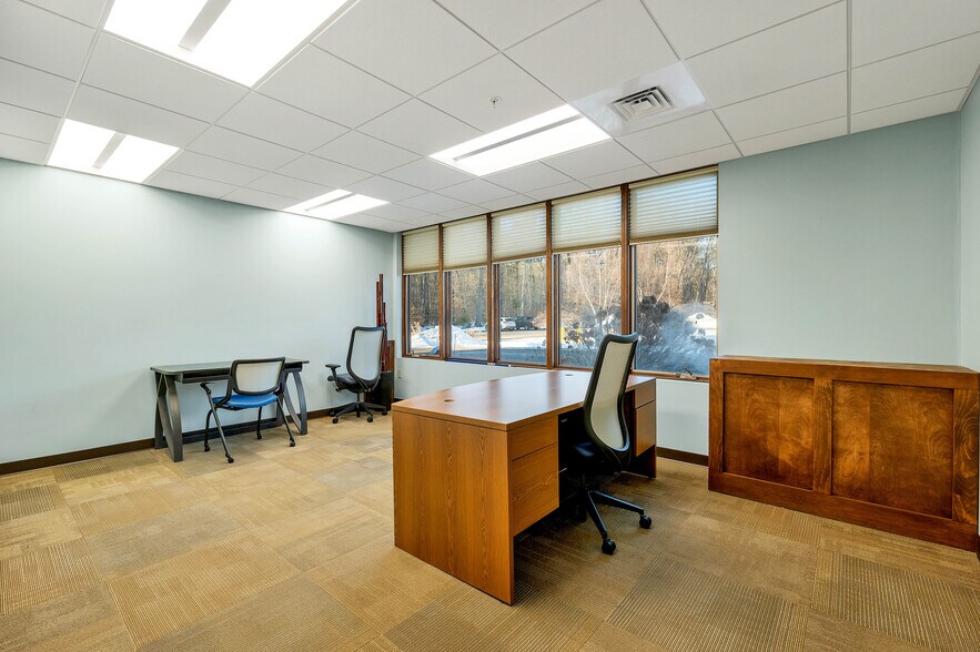 More Photos Of 81 Whittier Hwy, Moultonborough Office For Sale