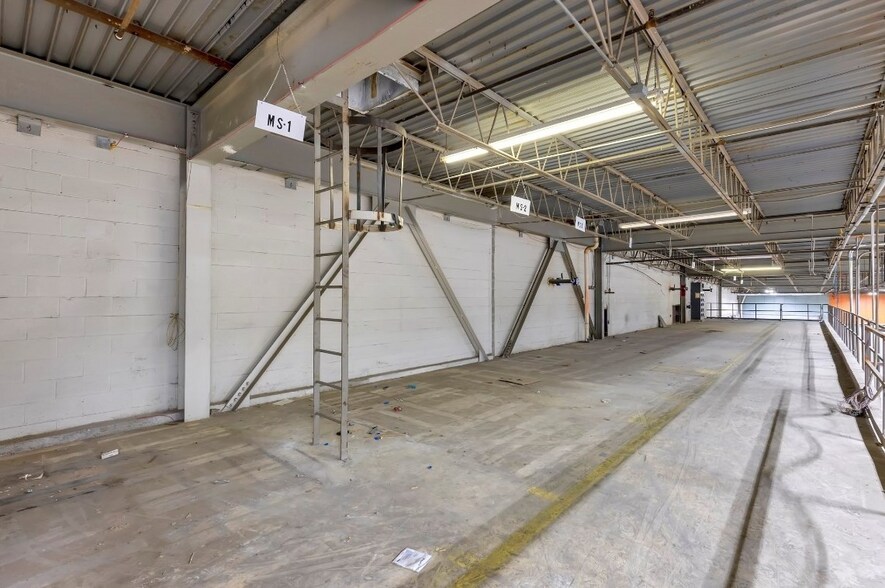 More Photos Of 1001 Ed Rutherford Dr, Greenville Manufacturing For Lease