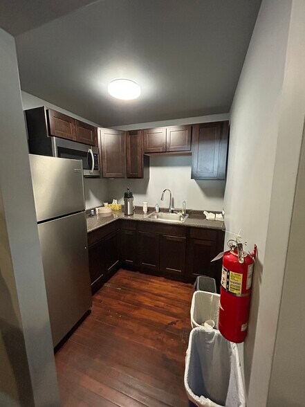 More Photos Of 152 W 12 St, Erie Office For Lease