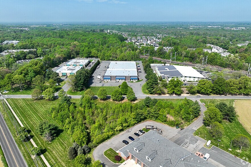 More Photos Of 45 Everett Dr, Princeton Junction Light Distribution For Lease