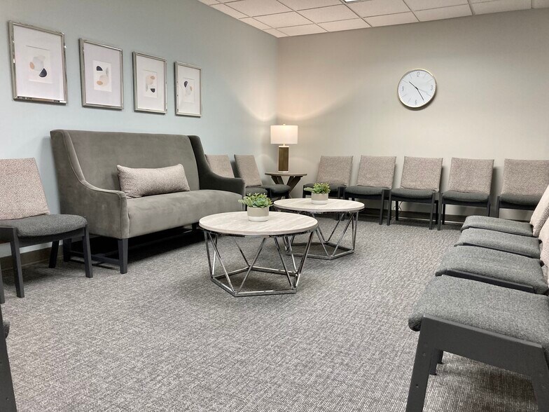 More Photos Of 4800 Olson Memorial Hwy, Golden Valley Office For Lease