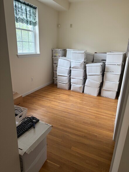 More Photos Of 709 Newark Ave, Jersey City Storefront Retail Residential For Lease