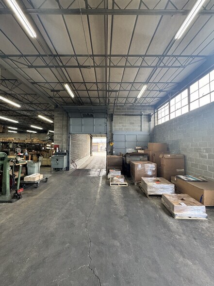 More Photos Of 9030 Gage Ave, Franklin Park Warehouse For Sale