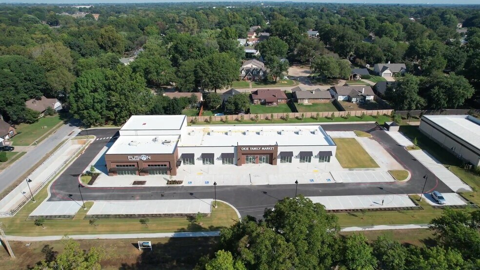 Primary Photo Of 904 W Jasper St, Broken Arrow General Retail For Lease