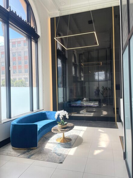 More Photos Of 1625 Clay St, Oakland Loft Creative Space For Lease
