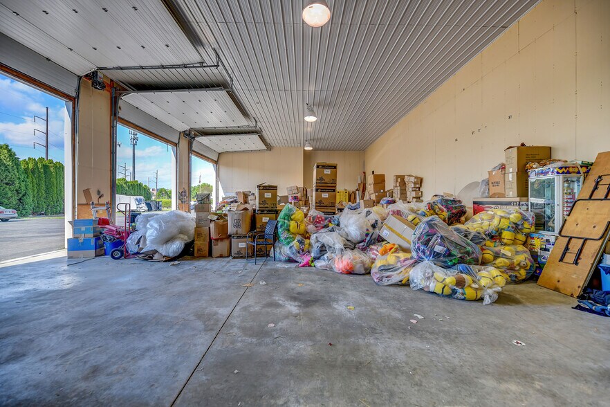 More Photos Of 820 Railroad St, Bloomsburg Warehouse For Sale