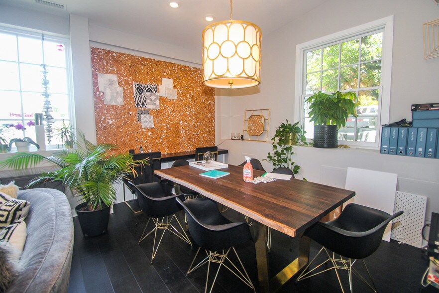 More Photos Of 1869 Post Rd E, Westport Freestanding For Lease