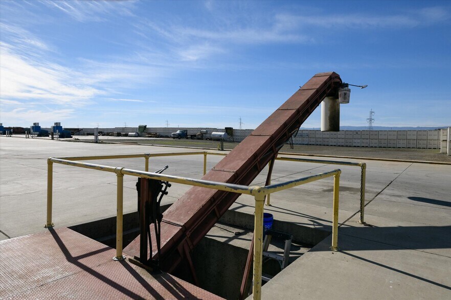 More Photos Of 5430 Putah Creek Rd, Winters Industrial For Sale