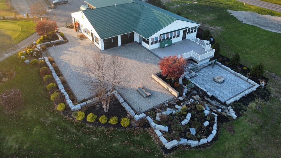 Primary Photo Of 1189 Ogden Parma Town Line Rd, Spencerport Golf Course Driving Range For Sale