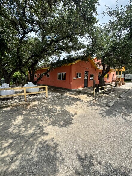 More Photos Of 916 E Borgfeld Dr, San Antonio Land For Sale