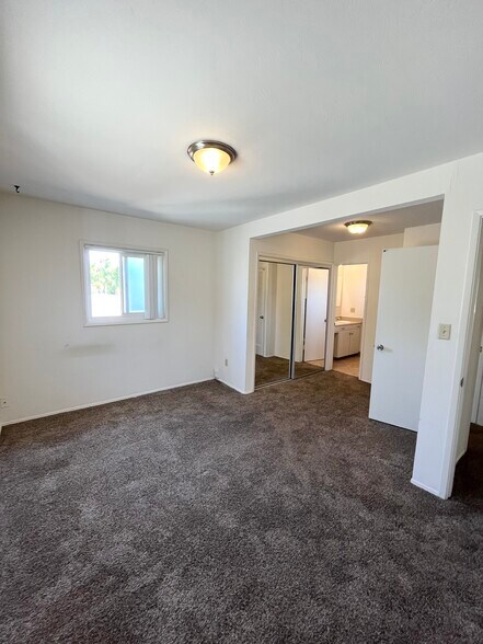 More Photos Of 1179 Felspar St, San Diego Apartments For Sale