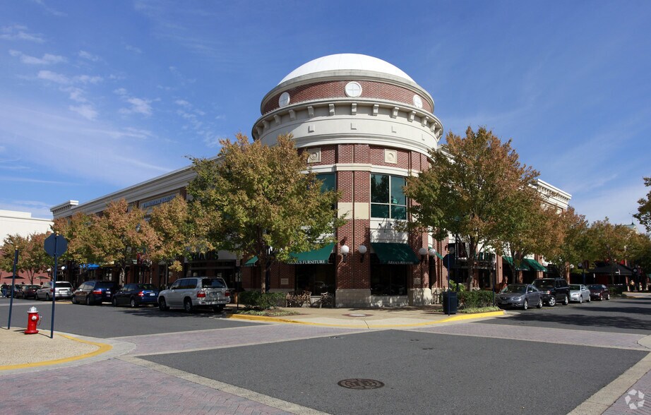 More Photos Of 11880-11950 Grand Commons Ave, Fairfax Unknown For Lease