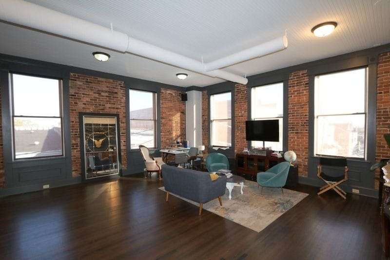 More Photos Of 118 Victoria St, Greer Storefront For Sale