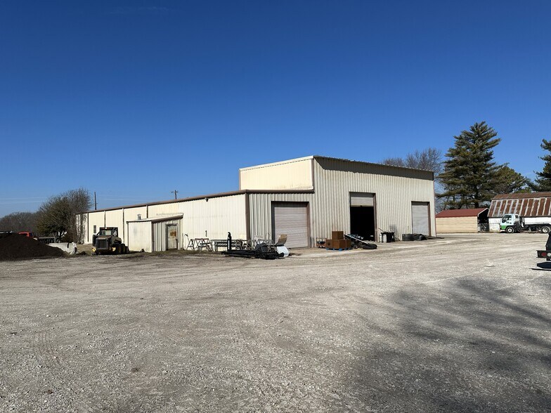 More Photos Of 3827 N Arkansas St, Rogers Warehouse For Sale