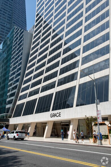 More Photos Of 1114 Avenue of the Americas, New York Office For Lease