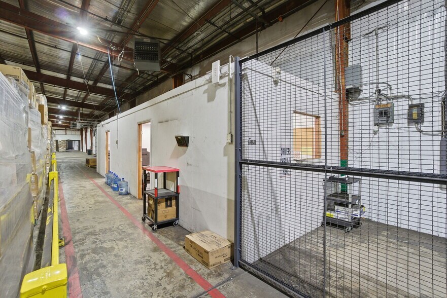 More Photos Of 201 Industrial Park Rd, Lincolnton Warehouse For Sale