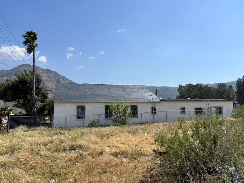 More Photos Of 14011 Broadway St, Cabazon Office For Sale