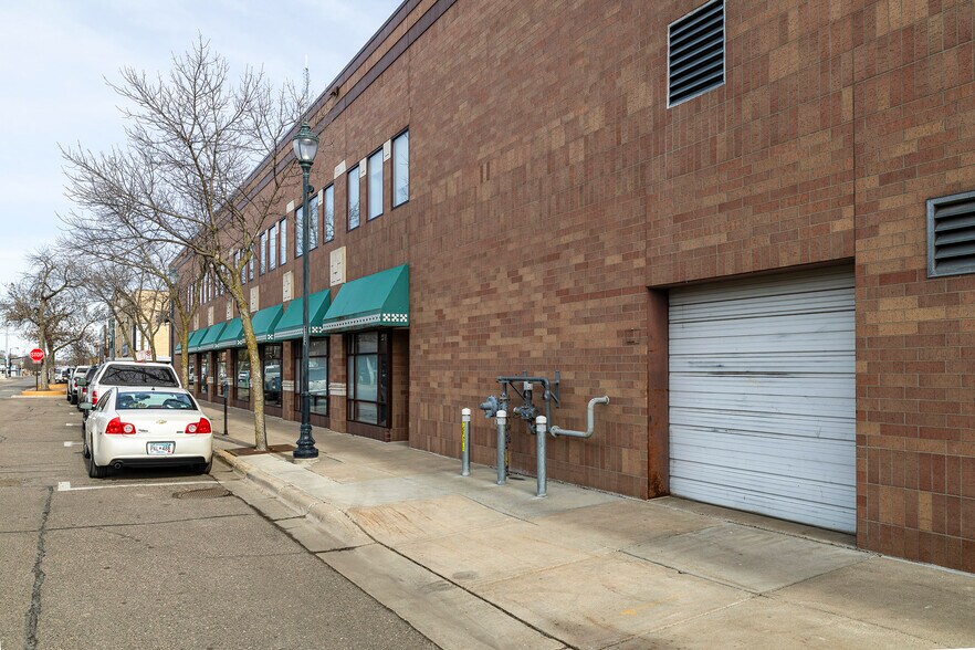 More Photos Of 600-660 W Saint Germain St, Saint Cloud Freestanding For Sale