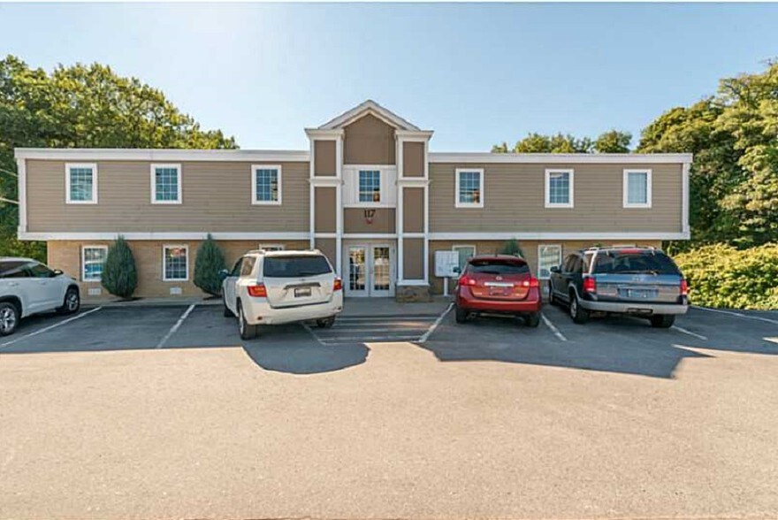 More Photos Of 117 Eddie Dowling Hwy, North Smithfield Loft Creative Space For Lease