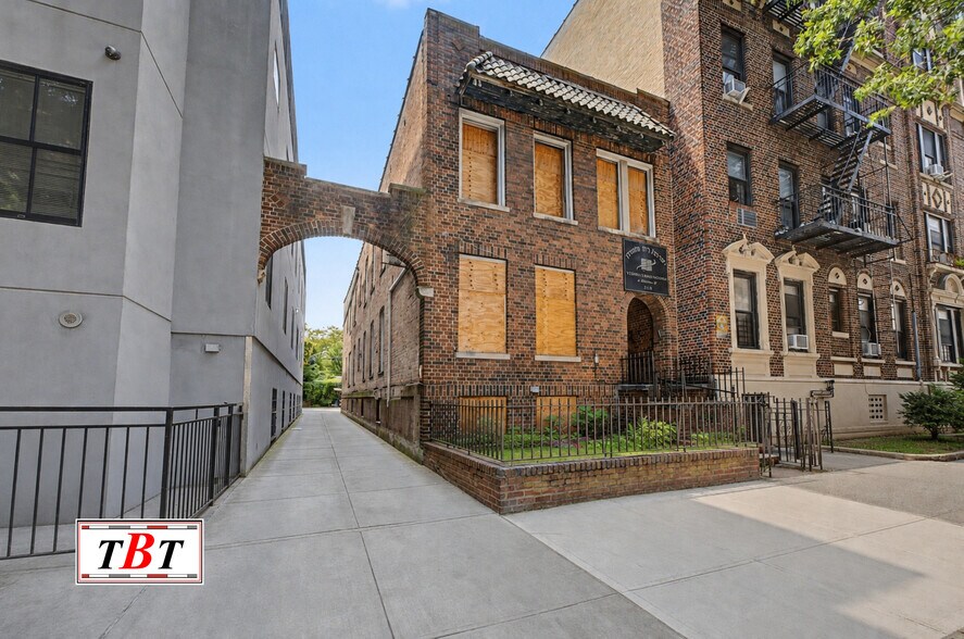 More Photos Of 1450 Ocean Ave, Brooklyn Medical For Sale