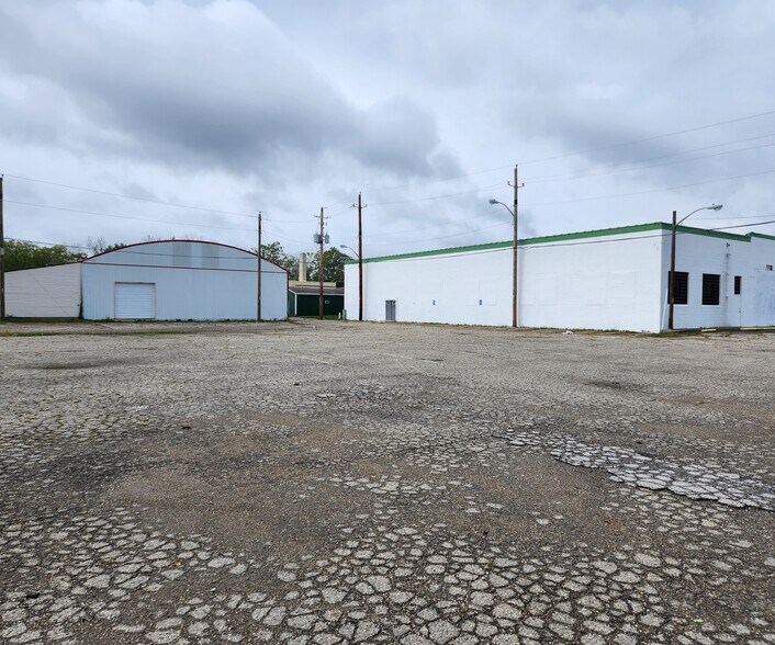 More Photos Of 1709 E 38th St, Indianapolis Lodge Meeting Hall For Sale