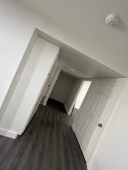 More Photos Of 5128 Pine Ave, Pasadena Assisted Living For Sale