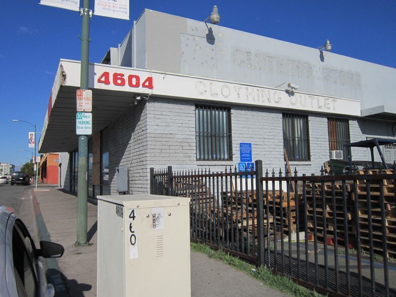 More Photos Of 4604 E University Ave, San Diego Freestanding For Lease