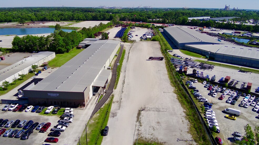 More Photos Of 4 Telfair Pl, Garden City Land For Lease