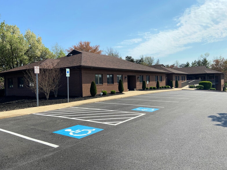 More Photos Of 3825 Leonardtown Rd, Waldorf Office For Lease