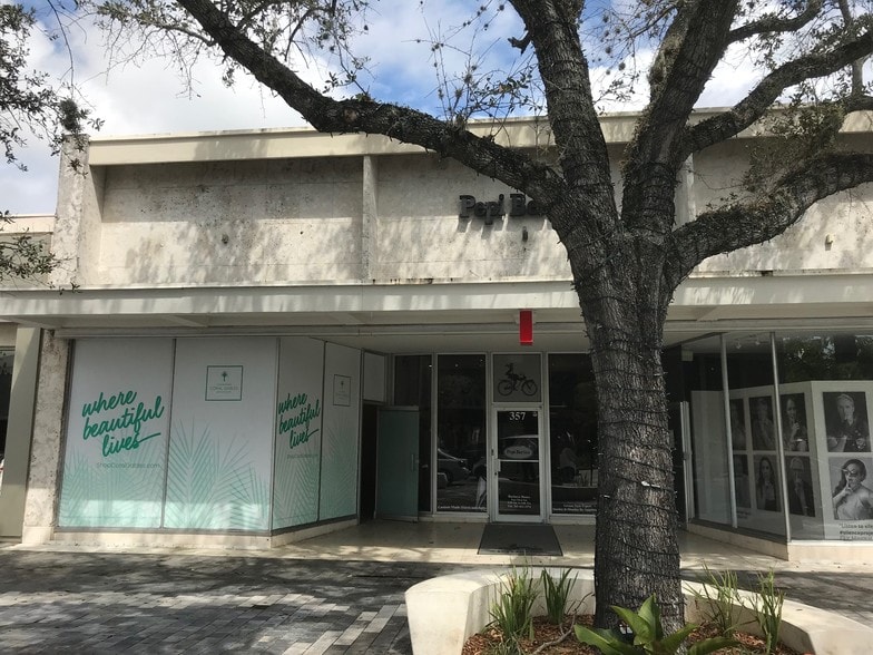 More Photos Of 355-359 Miracle Mile, Coral Gables Freestanding For Lease