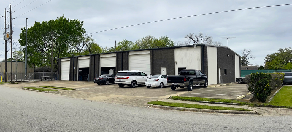 Primary Photo Of 5757 Teague Rd, Houston Warehouse For Sale