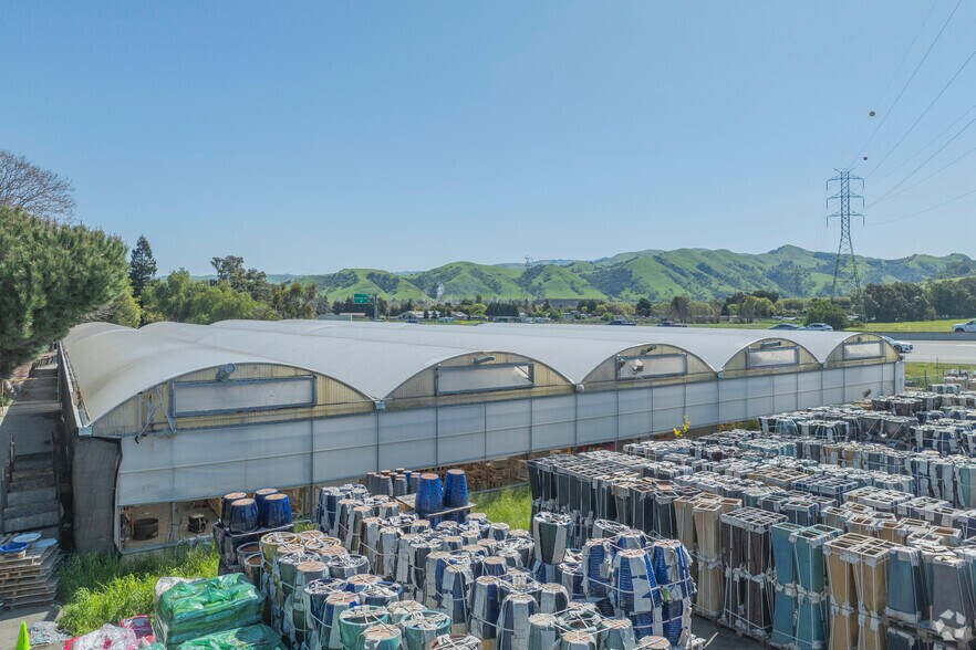 More Photos Of 5987 Mission Rd, Sunol Warehouse For Sale