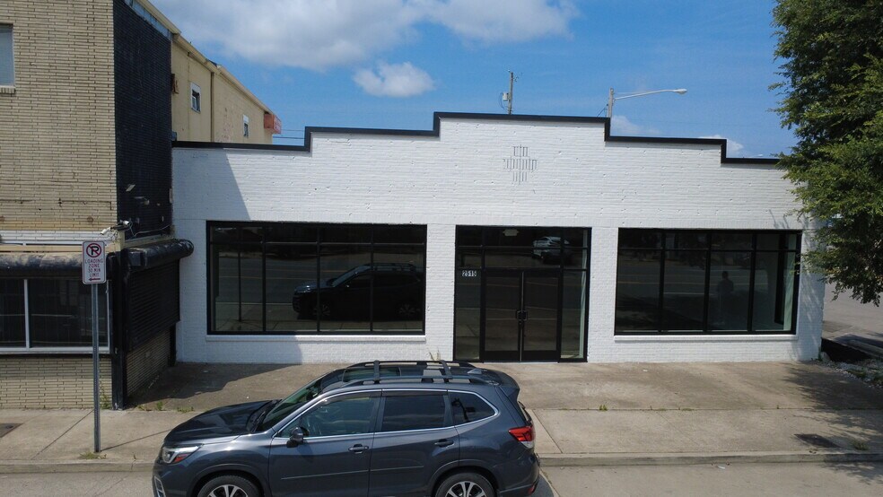 Primary Photo Of 2515 Nolensville Pike, Nashville Storefront For Sale