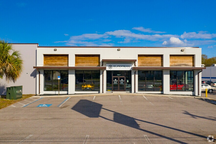 More Photos Of 7817 N Dale Mabry Hwy, Tampa Storefront Retail Office For Lease