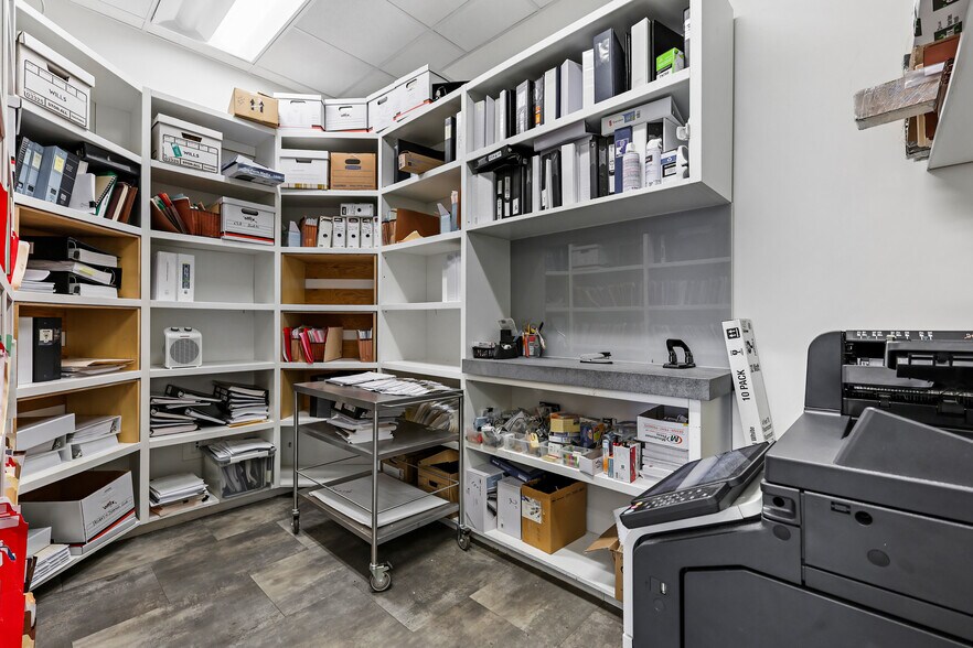 More Photos Of 888 4th Ave SW, Calgary Office For Sale