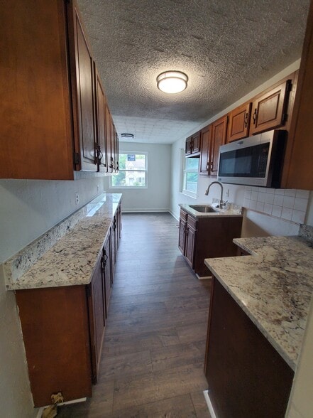 More Photos Of 4926 Marlboro Pike, Capitol Heights General Retail For Lease