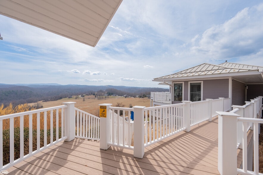 More Photos Of 125 River Ridge Dr, Pearisburg Hospitality For Sale