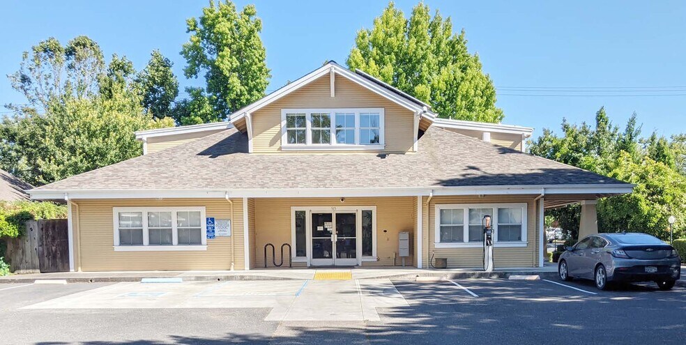 More Photos Of 525 E Cotati Ave, Cotati Office For Sale