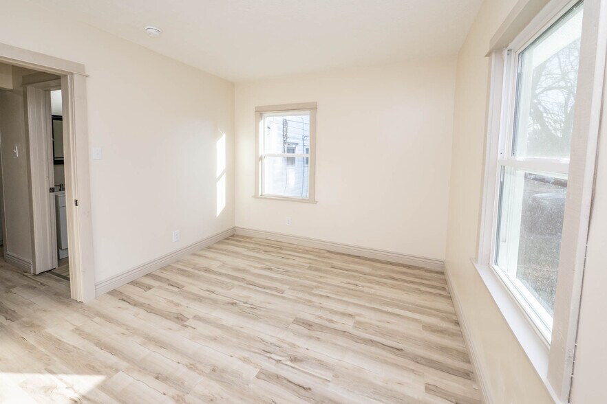 More Photos Of 128 E Bruce Ave, Dayton Multifamily For Sale