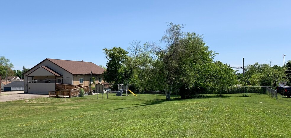 More Photos Of 4494 Morrish Rd, Swartz Creek Daycare Center For Sale