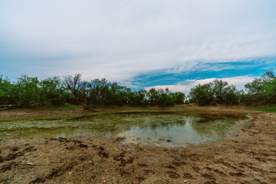 More Photos Of County Road 1865, Langtry Land For Sale