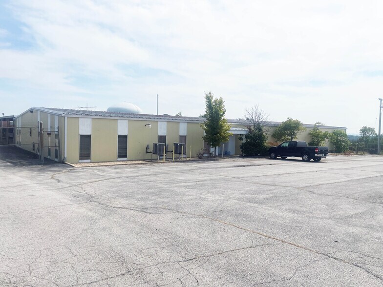 Primary Photo Of 801 Houston Rd, Rolla Distribution For Sale