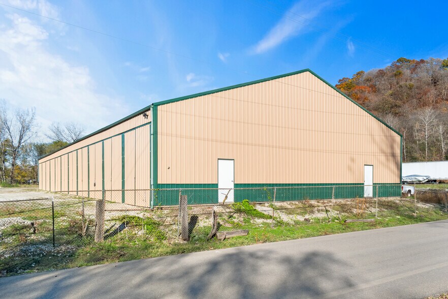 More Photos Of 4022 Waterworks Rd, Saint Joseph Self Storage For Sale